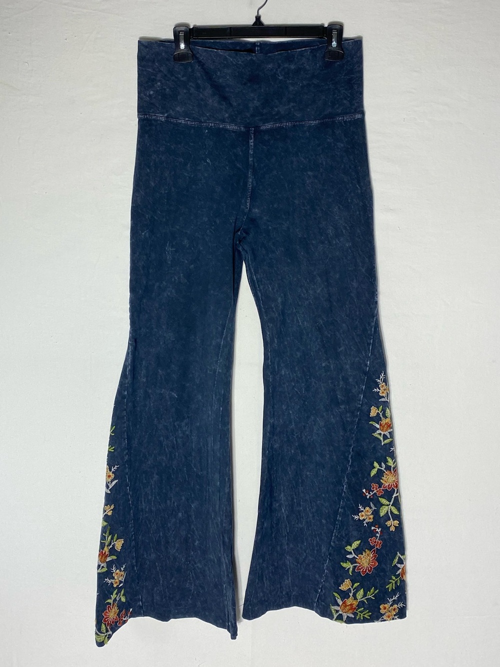 T Party Embroidered Floral Bell Bottom Flare Pants XL Boho Western Festival